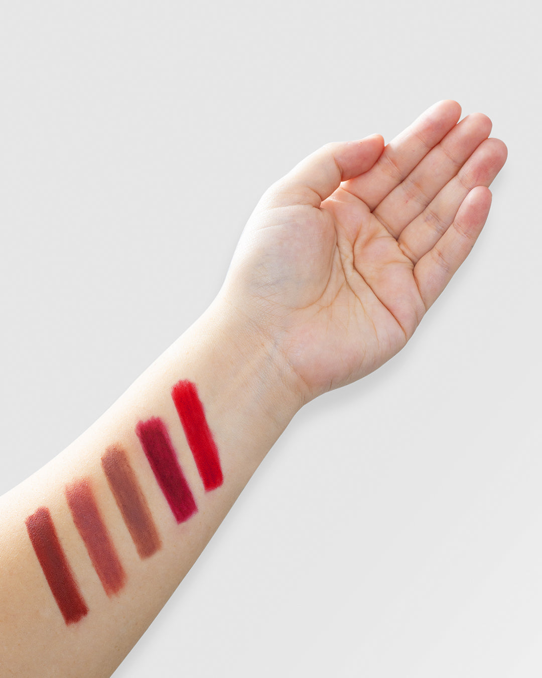LÁPIZ DELINEADOR DE LABIOS
